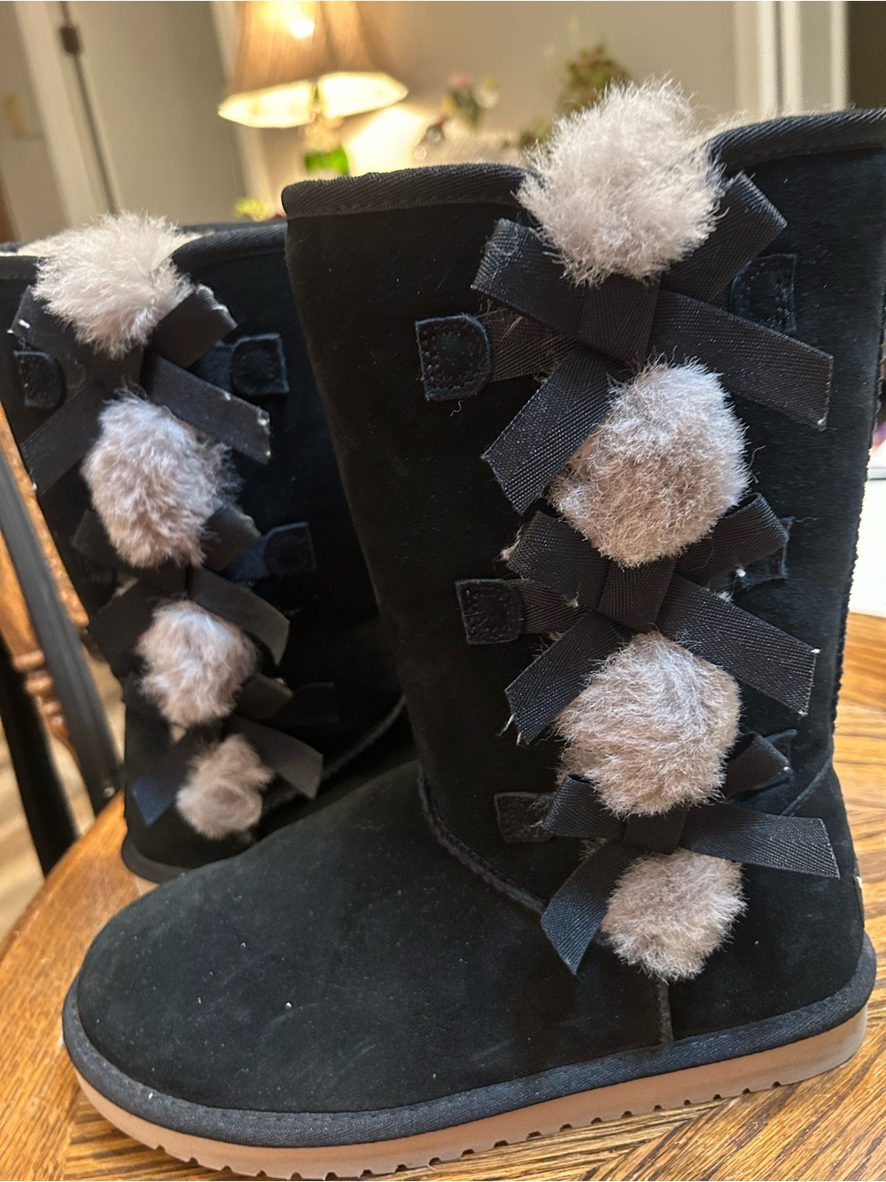 Koolaburra by Ugg Women’s Black Suede Pom-Trim Winter Boots